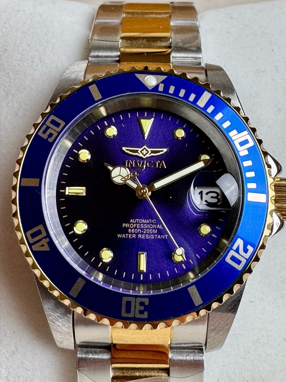 Invicta Automatic Pro Diver Blue Dial Two-Tone 40mm NH35A Watch (8928OB) NWT